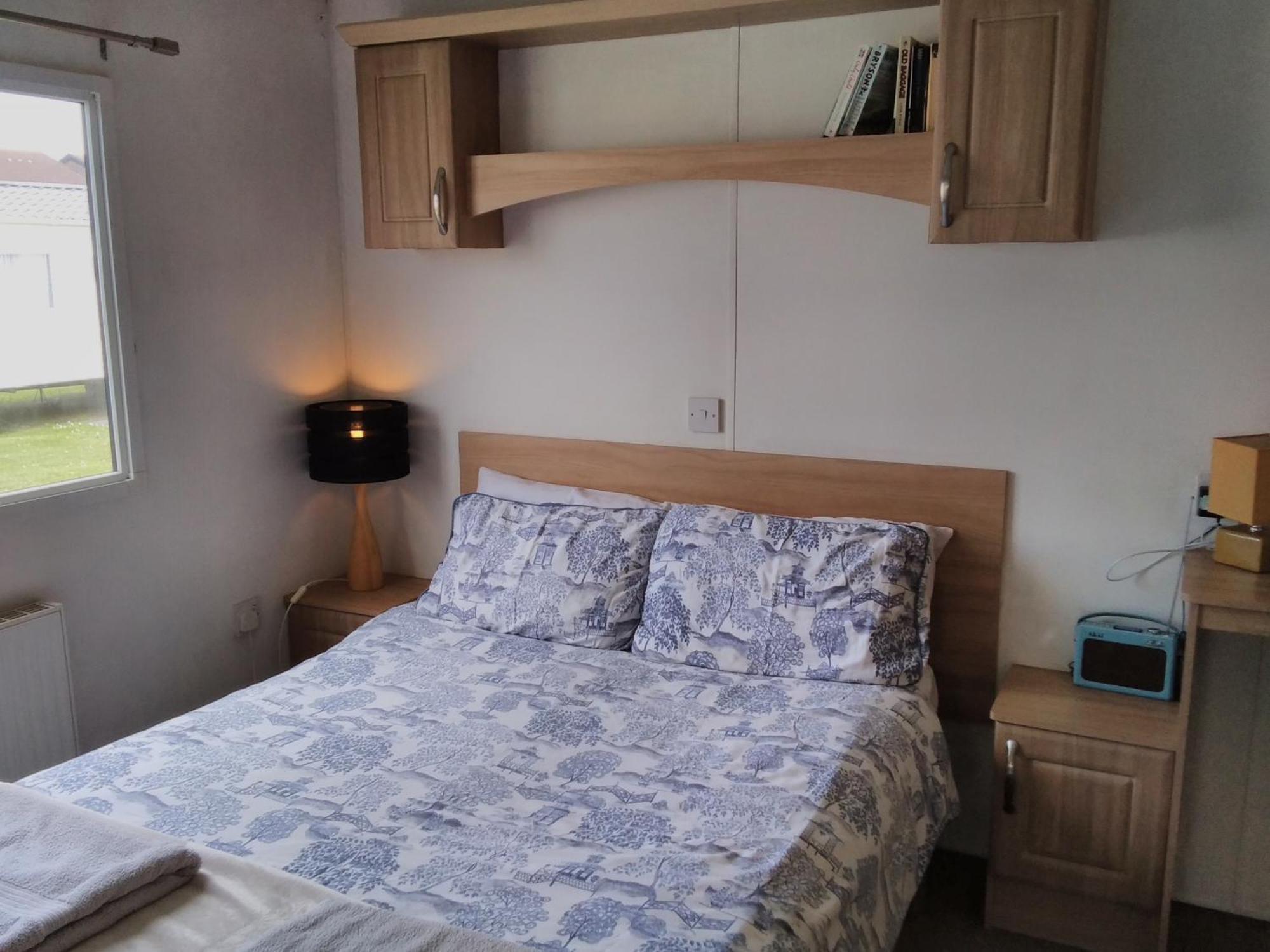 Private Caravan Situated At Parkdean Holiday Resort St Margaret'S At Cliffe Number 18 Kültér fotó