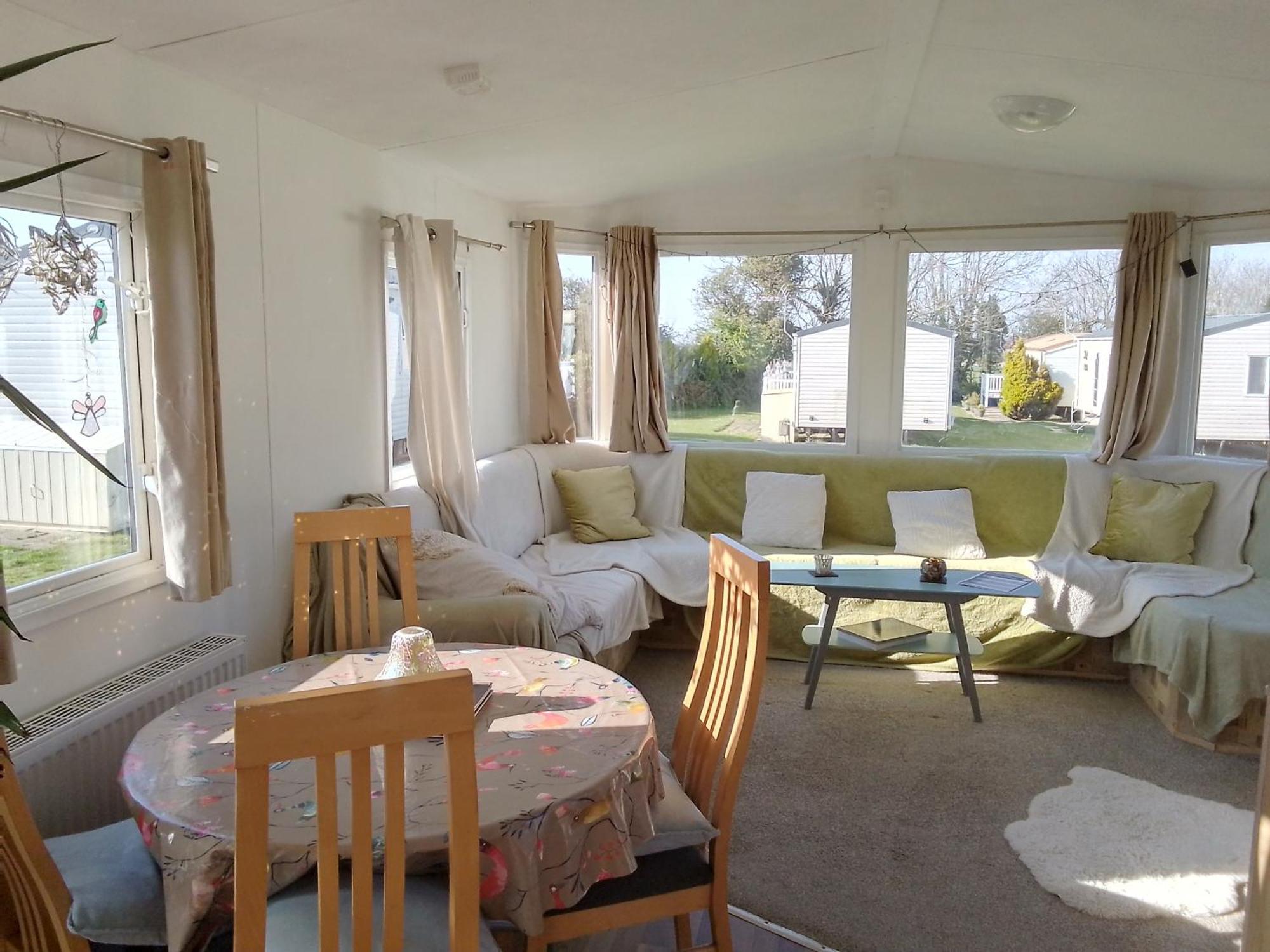 Private Caravan Situated At Parkdean Holiday Resort St Margaret'S At Cliffe Number 18 Kültér fotó